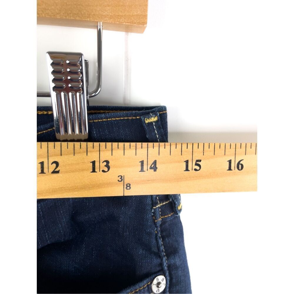 True Religion Halle Mid Rise Super Skinny Jeans Button Pockets Size 28 - Picture 8 of 14